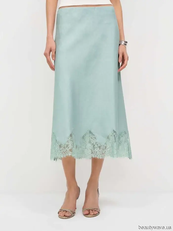 It's Confirmed: This Is the 2026 Method for Rocking the Most Significant Skirt Trend of the Decade.