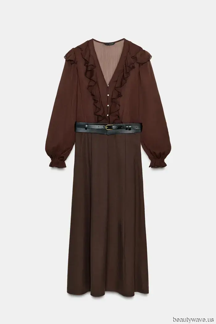 Out of nowhere, everyone with impeccable style is embracing these 7 "outdated" fall dress trends.