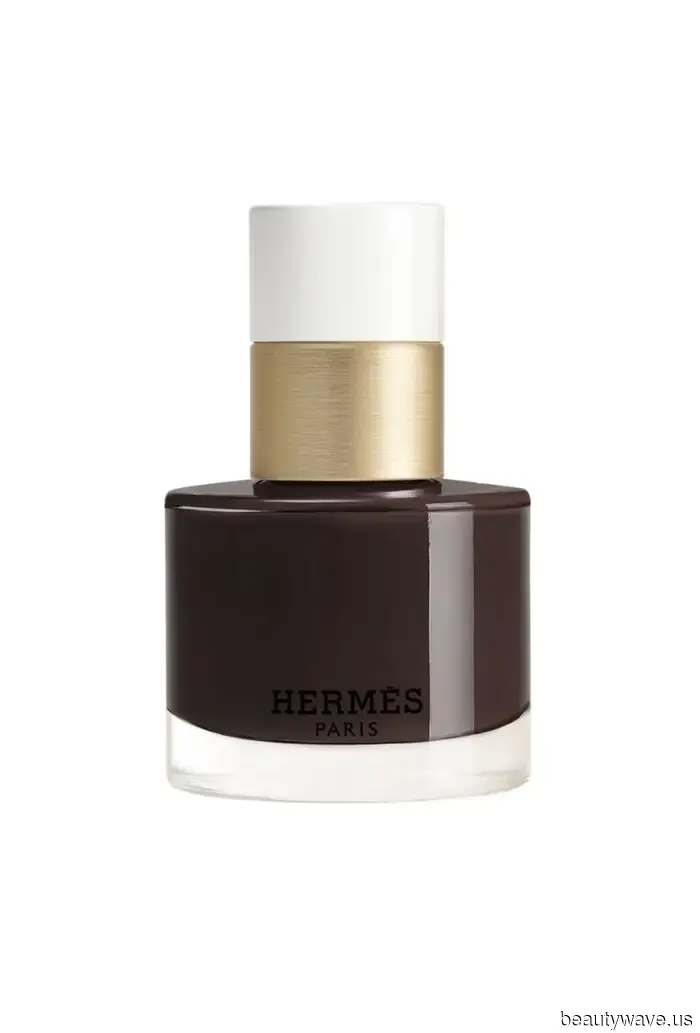 Chic, Ricco e Cioccolatoso: Questo smalto da &pound;11 è il mio segreto per una manicure da salone