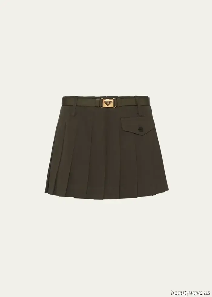 It's Official: Fashion Enthusiasts in NYC Are Crazy About This Non-Denim Skirt Trend.