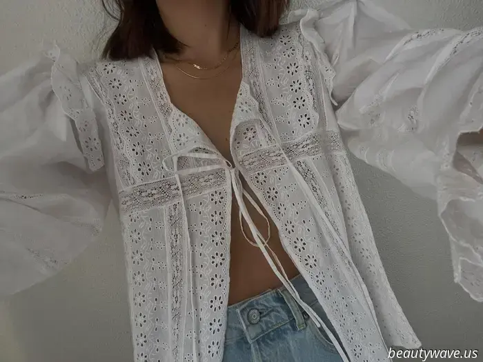 This top trend is far more stylish than any old t-shirt, making jeans and skirts look incredibly beautiful.