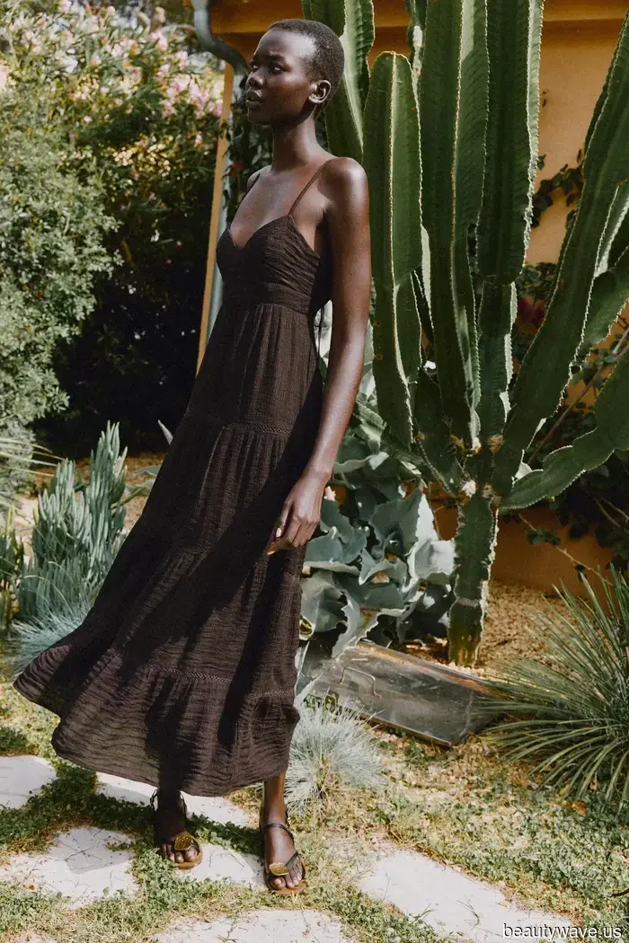 Zara Has Officially Entered Summer Mode—11 Luxe-Looking Items That Won't Be Available for Long