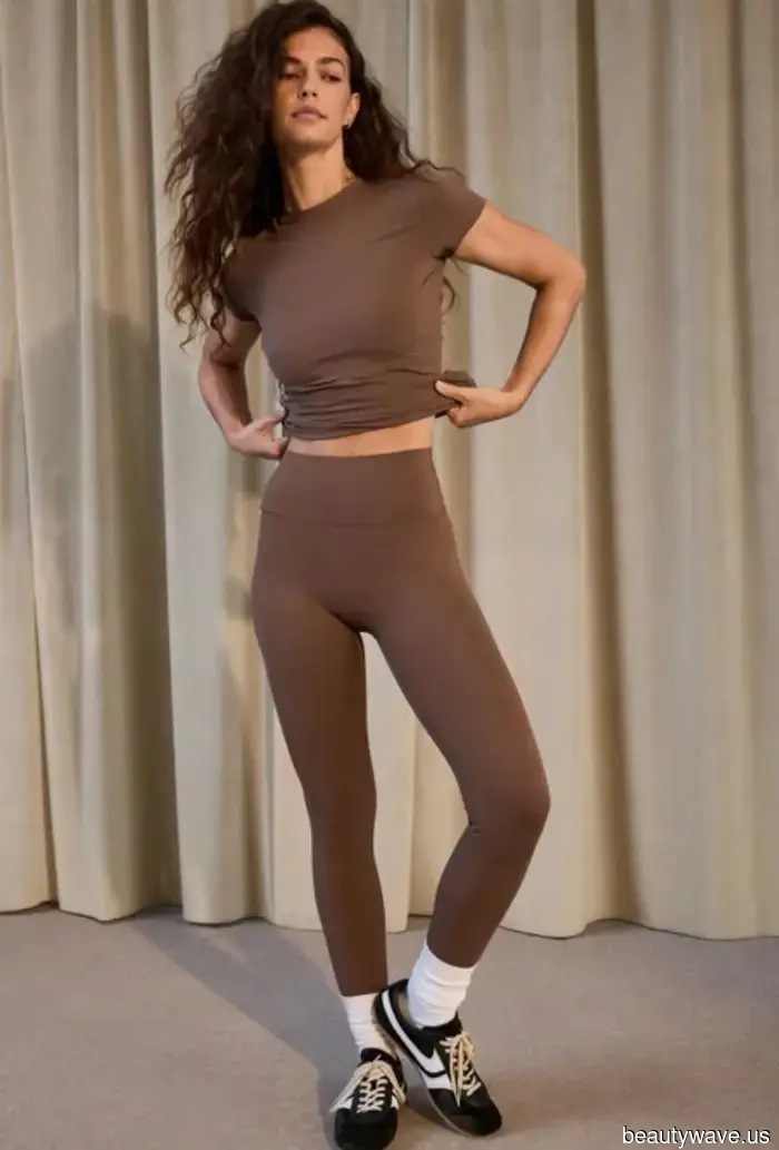 7 Leggings Trends to Embrace in 2026 to Prevent a "Dated" Look