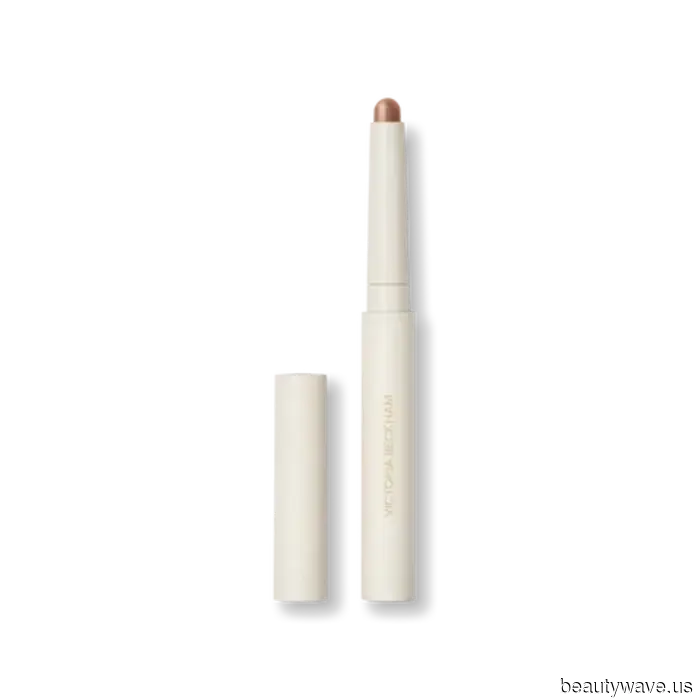 Victoria Beckham Launched Denim-Inspired Eyeliners—Now, My Fall Makeup Collection Is Fully Ready.