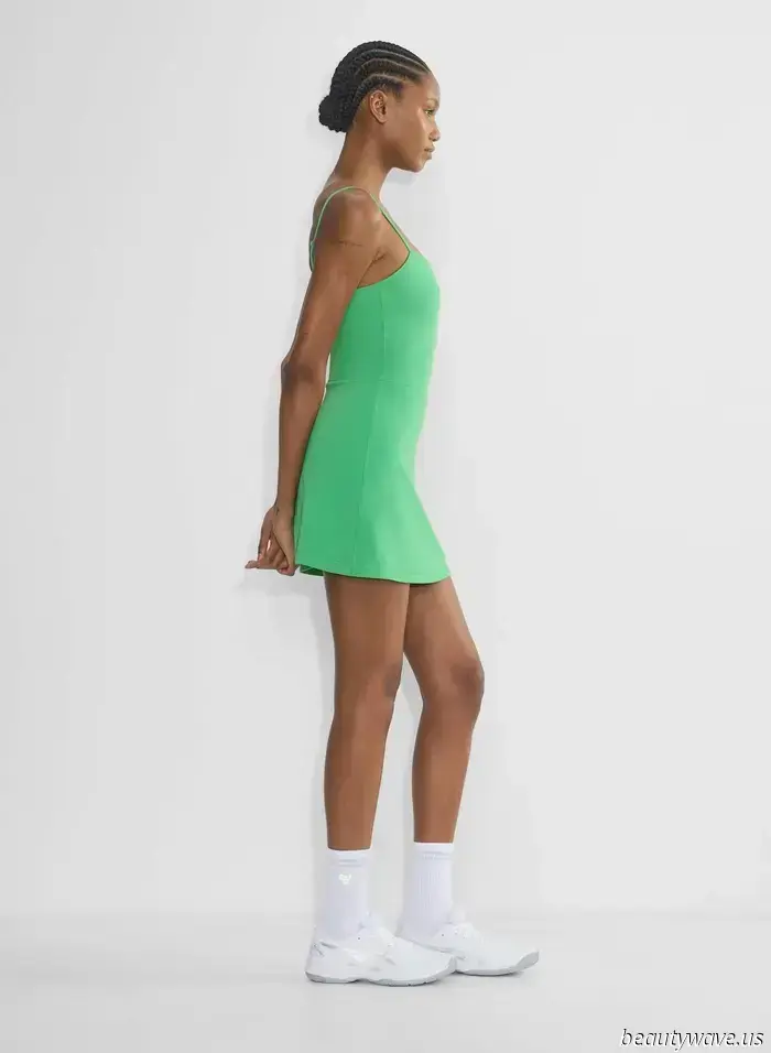 PSA: This Surprising Sophisticated Dress Color Trend Is the New Butter Yellow.