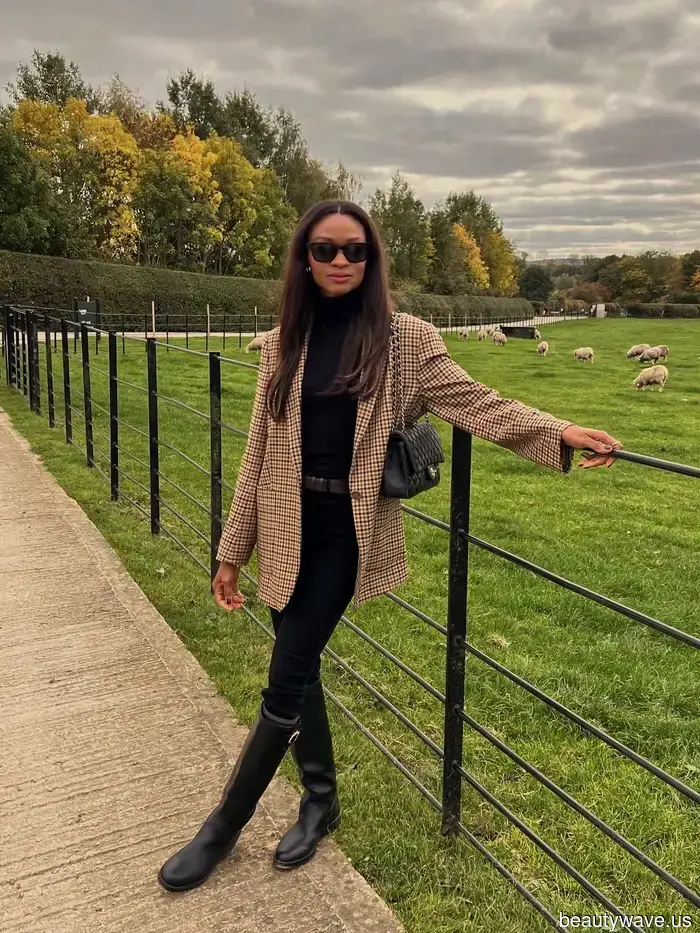 Pause on the Ankle Boots for a Moment—Every Luxe Winter Outfit I’ve Collected Highlights This Boot Trend…