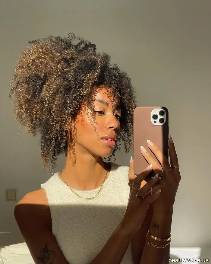 Juré que no me teñiría el cabello este verano&mdash;Luego vi estos reflejos "Biscoff Bronde"