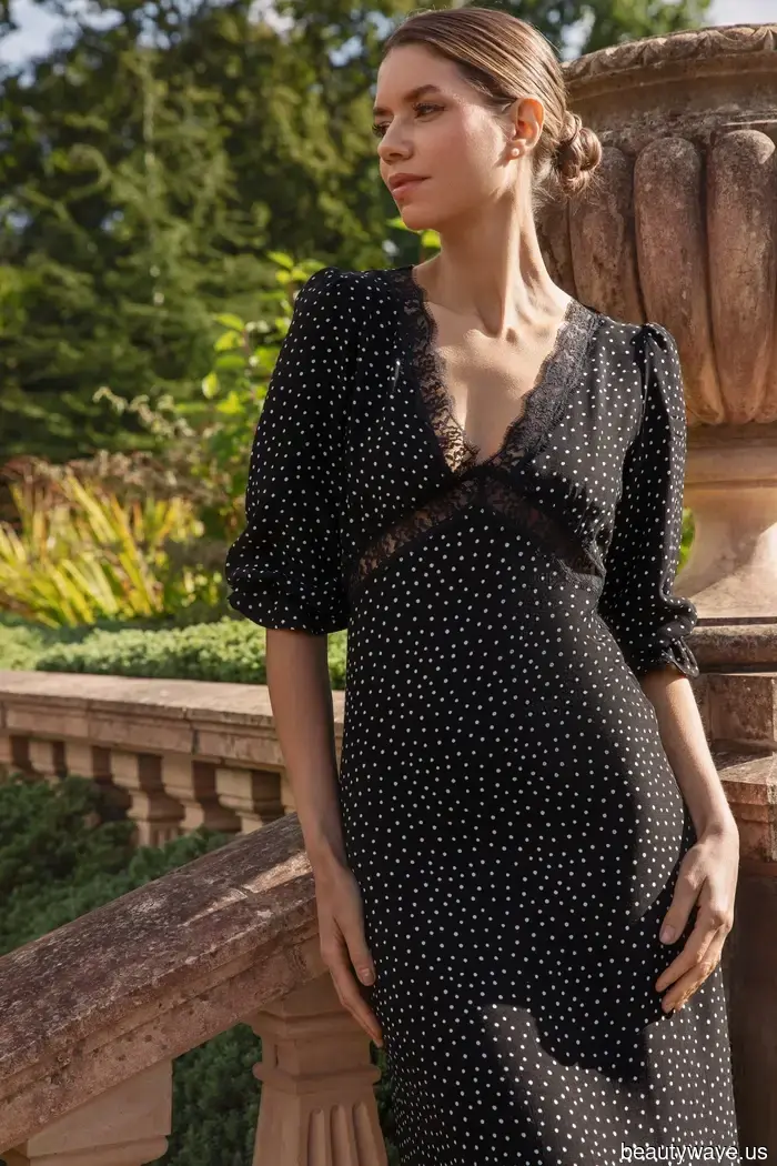 It's my responsibility to forecast trends—here are 7 summer purchases that can help you stay ahead of the fashion crowd.