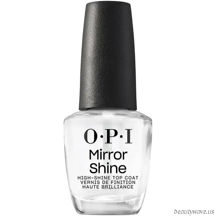 The Subtle French Manicure Is a Summer Essential—Here’s How to Style It.
