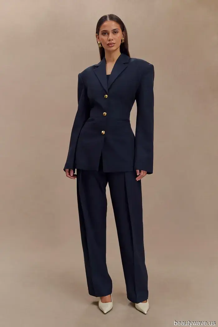 Apologies to the Black Pieces in My Closet—I'm Really Into This Stylish, Classic Color for Fall