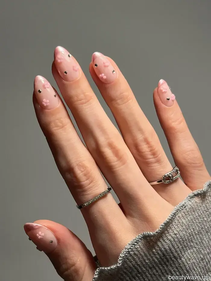 Sono un Minimalista nel Cuore&mdash;Questi Sono i Soli 9 Design per Unghie che Sto Considerando Questo Aprile