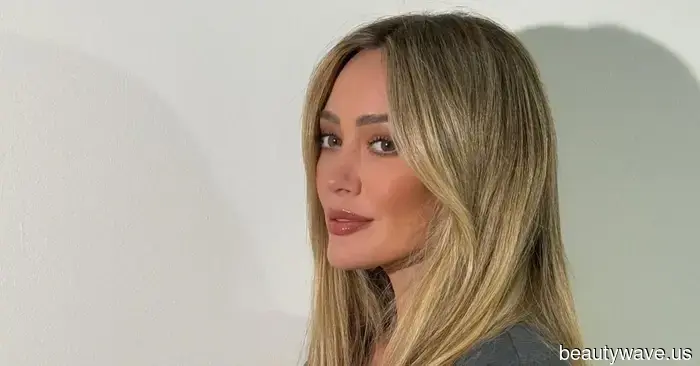 Gracias a Hilary Duff y sus ondas sin esfuerzo, acabo de descubrir mi nuevo acondicionador sin enjuague favorito.