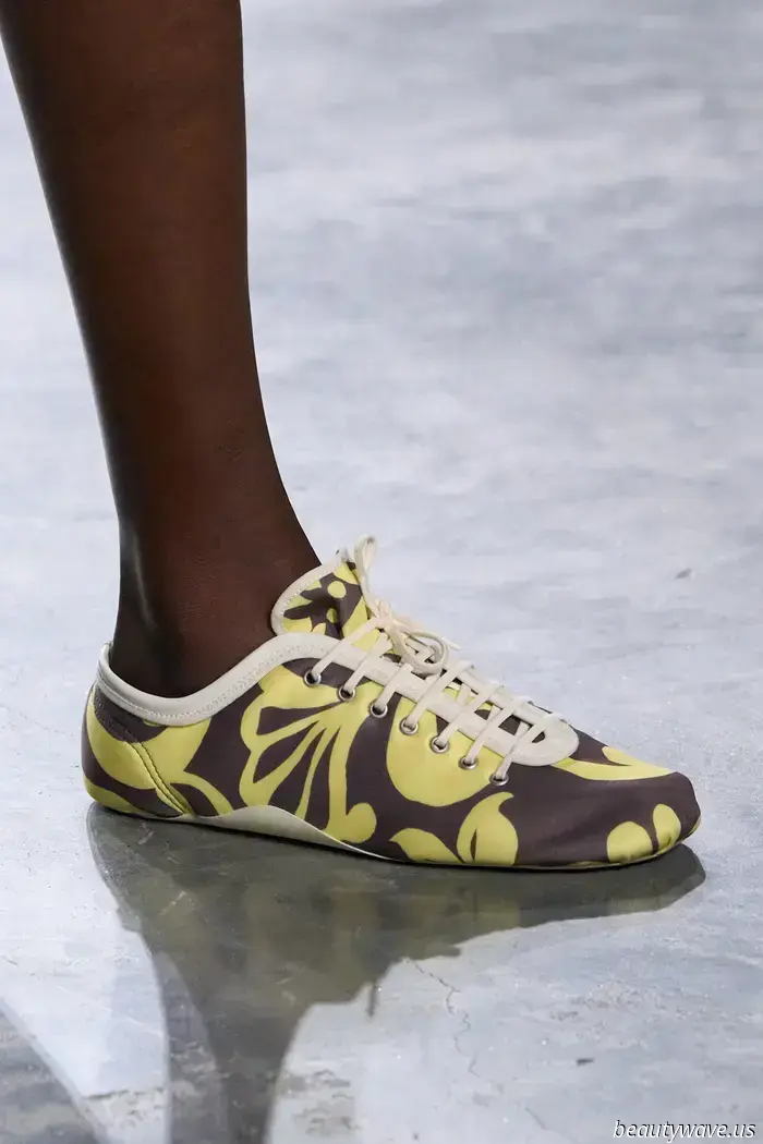 Le sneaker It della primavera 2026 hanno appena debuttato a Parigi da Dries Van Noten