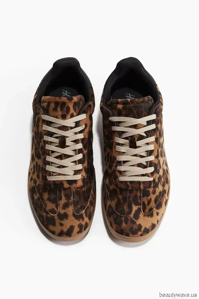 Scusa le mie classiche scarpe nere, ma questa tendenza delle scarpe stampate sta definendo l'autunno 2025.