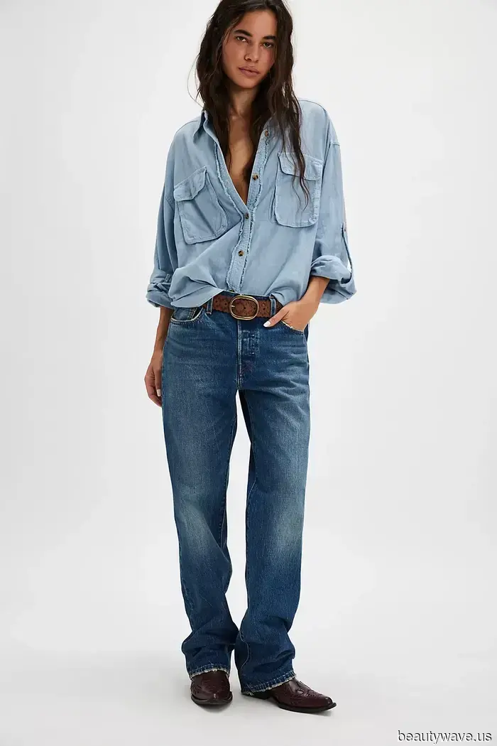 I Didn’t Have a Single Pair of Jeans (I Know), But My Stylish Coworkers Encouraged Me to Try This One Style.