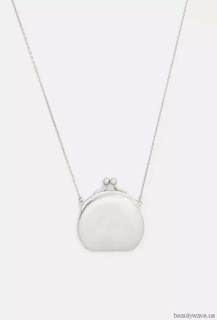 From Pendant Necklaces to Cocktail Watches, These Jewellery Trends Are Shaping Luxury in 2026.