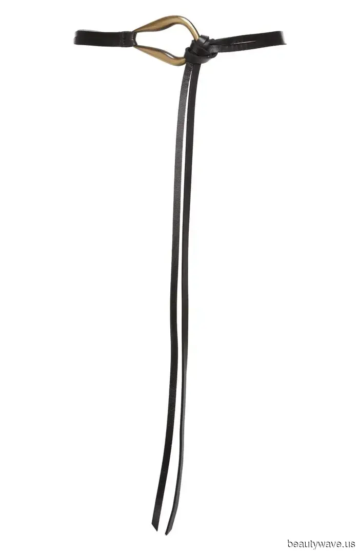 My Gen Z cousin is curious about how to make skinny jeans trendy in 2026. I suggested styling them with these four pieces.