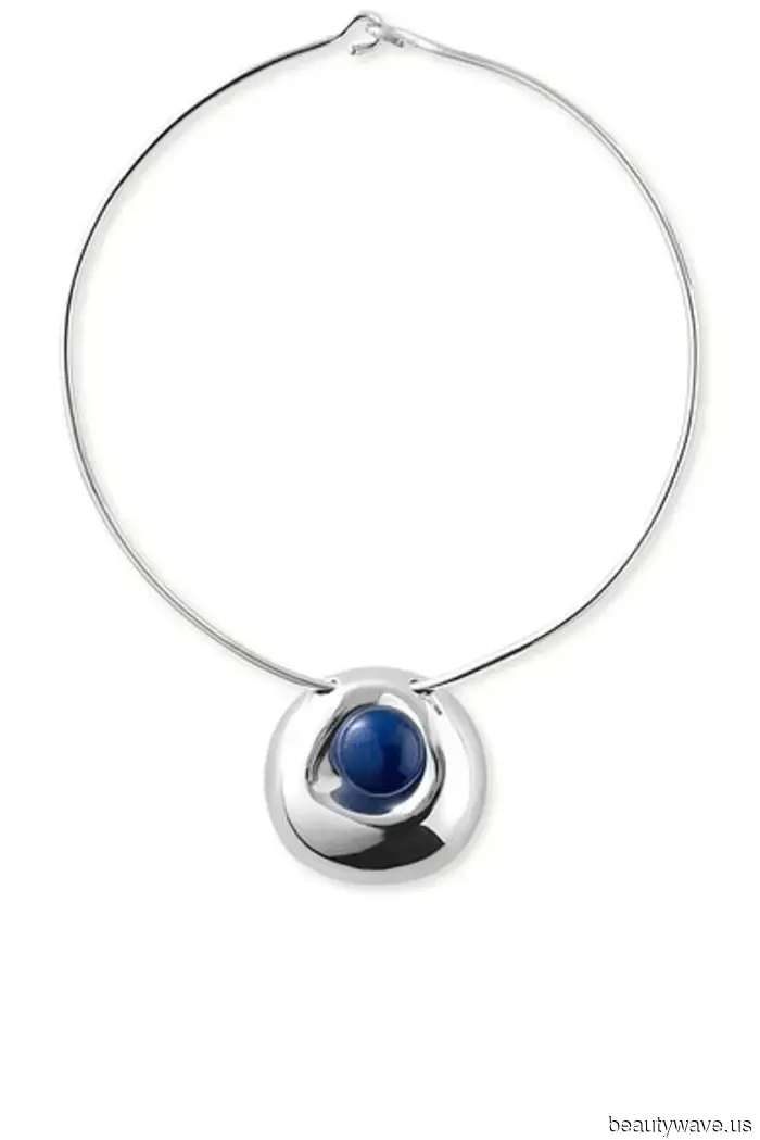 The Unexpected Jewelry Trend That People Are Pairing With Coats and Sweaters This Season