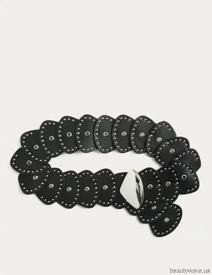 My aim is to appear luxurious this summer—7 M&S trends I’ll be purchasing to create a refined capsule wardrobe.