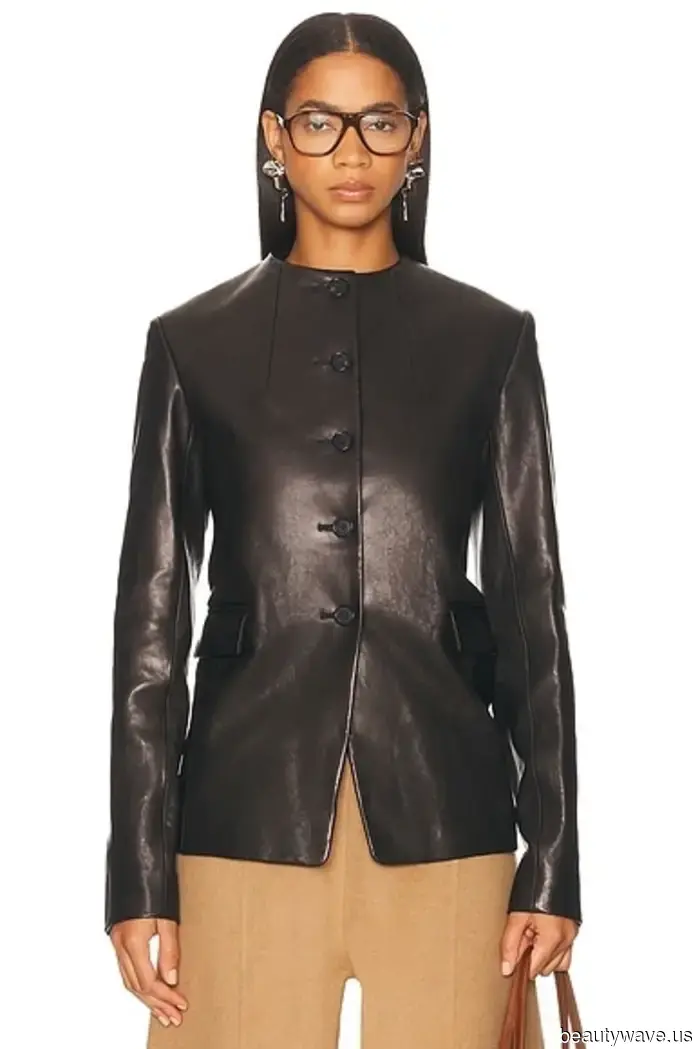 Solo estuve en París durante un mes&mdash;Estos son los 5 artículos que voy a comprar para parecer un local.