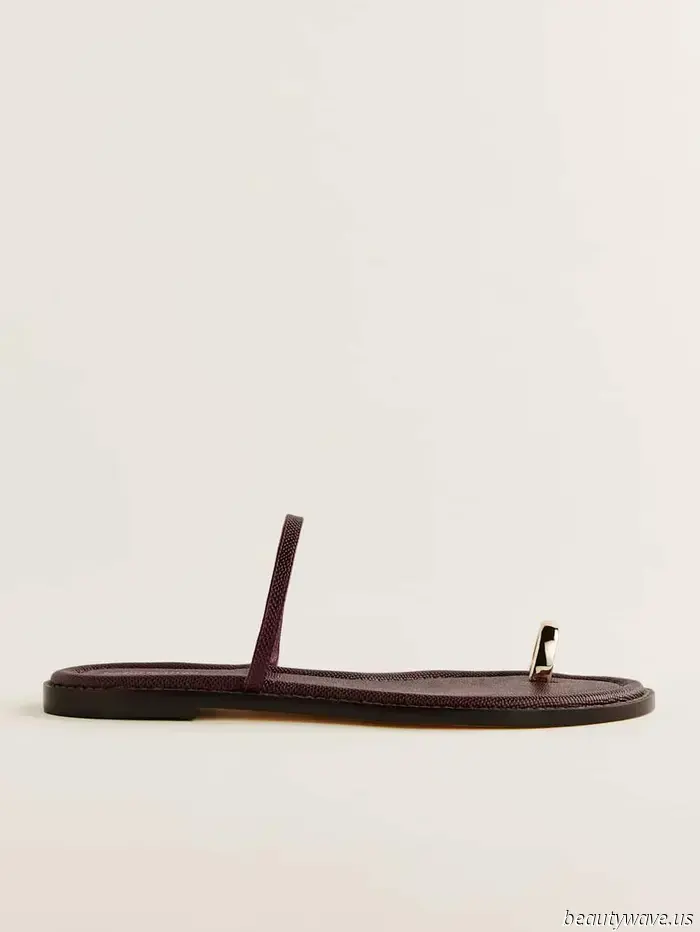 Sorry Birkenstock Bostons, but this is the fashionable sandal that stylish individuals are currently opting for.