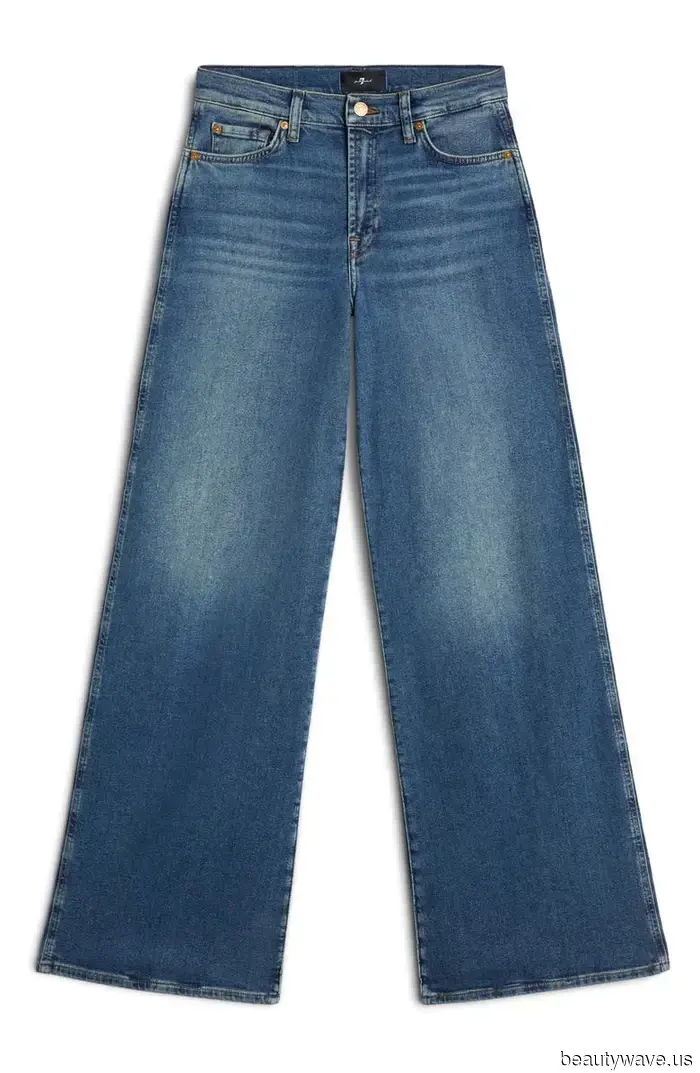The 24 Top Wide-Leg Jeans to Buy This Season, Recommended by Fashion Editors