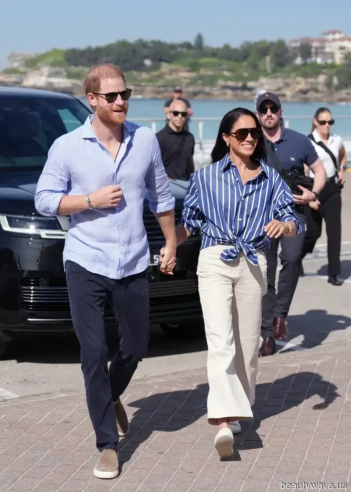 I concur with Meghan—cropped jeans are at their finest when paired with this particular sneaker.