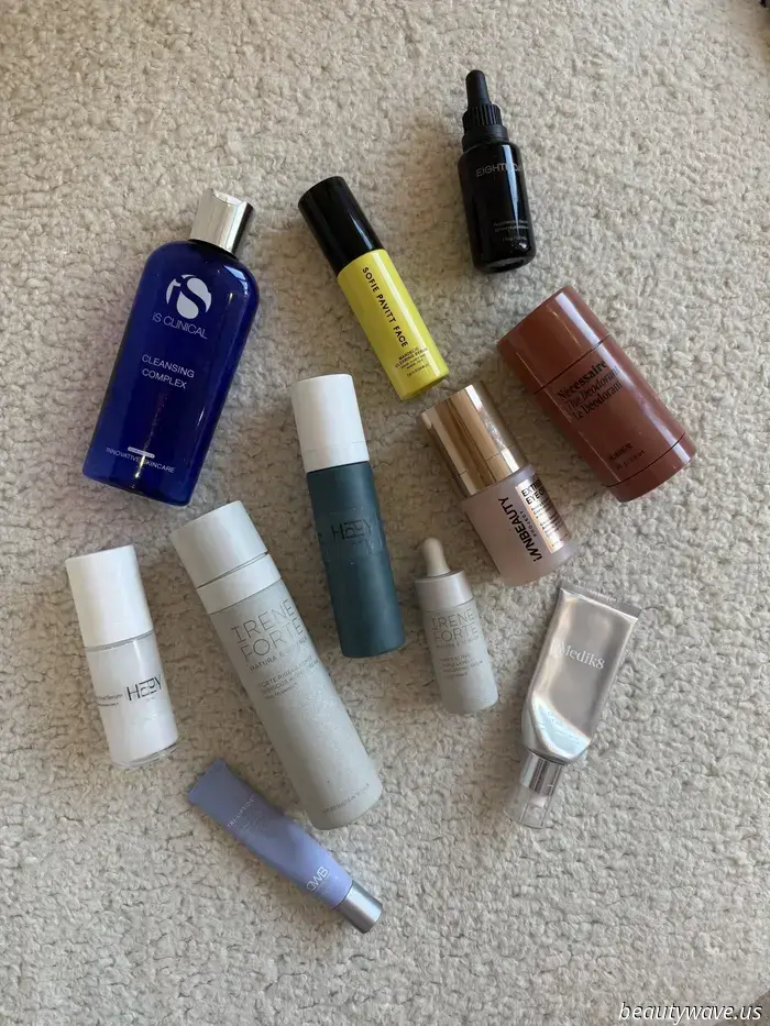 Sono una Beauty Editor, quindi finire i prodotti di skincare è la mia più alta forma di lode—11 che stanno per finire