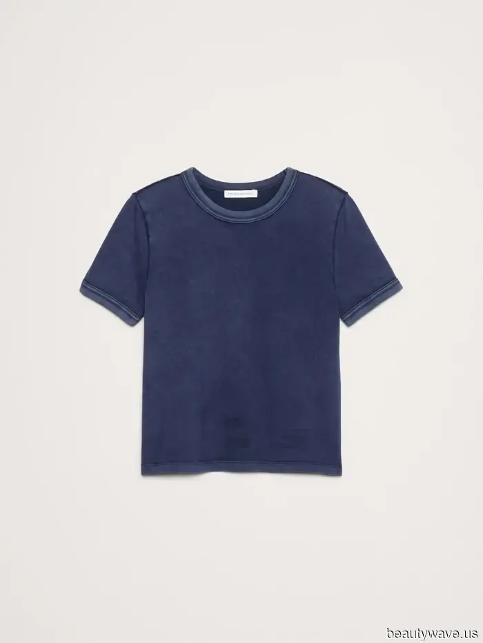 Diese einfache, von Modeexperten genehmigte Schichtungstechnik hat die Art und Weise verändert, wie ich meine Basics trage.