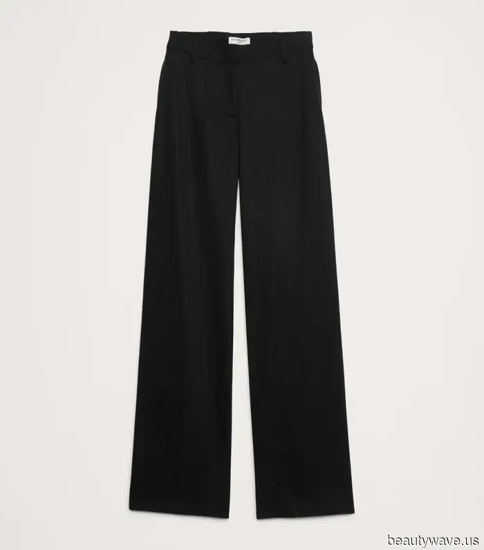 Fashion experts believe that pairing baby tees with this pant trend gives an elegant appearance.