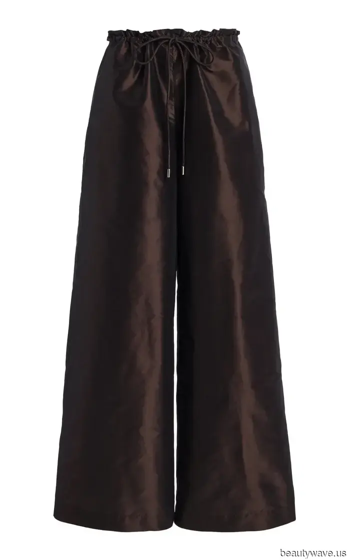 The Only Pants I'm Purchasing This Spring Have This One Particular Feature