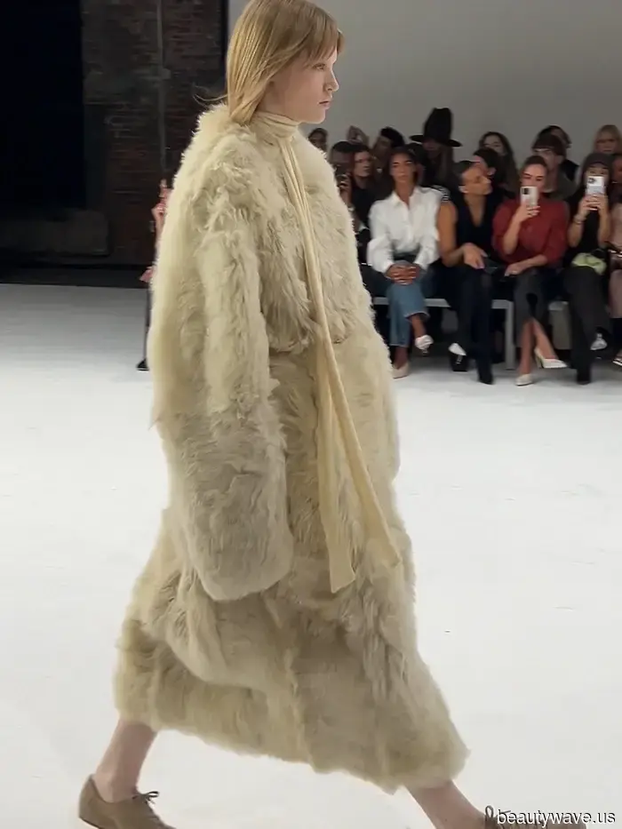 All the experiences, outfits, activities, and meals of the Who What Wear editors during NYFW.