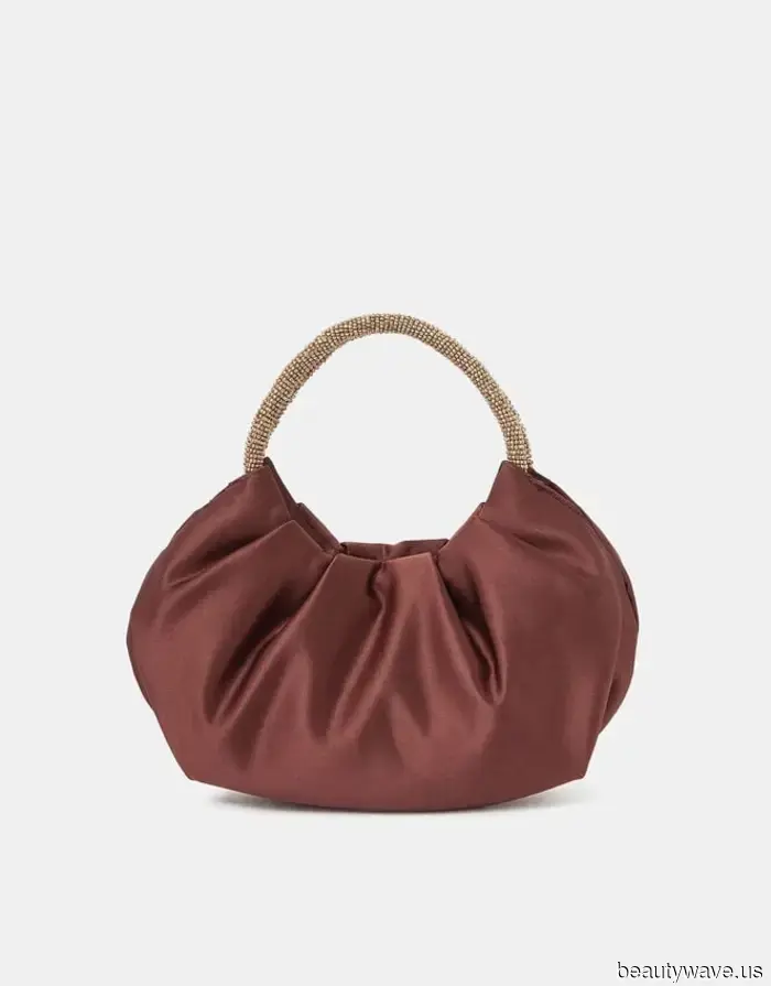 Тренды сумок 2000-х были элитными&mdash;5 стильных моделей, которые я вдруг снова вижу повсюду