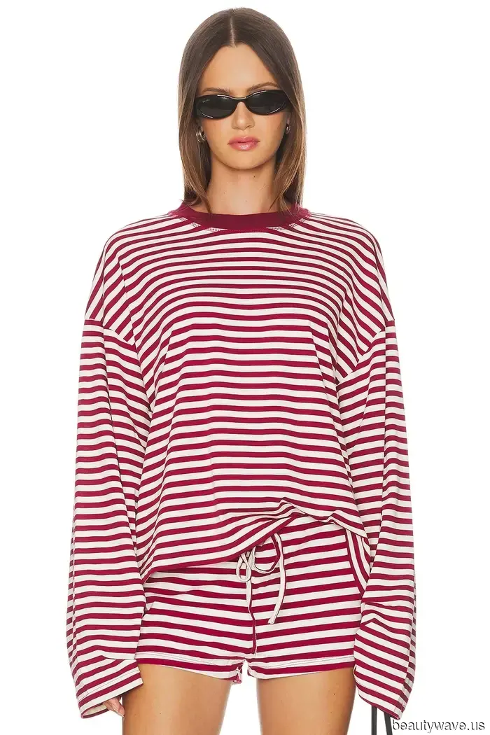 Not White, Not Black—The Must-Have Tee Every Fashionista Is Sporting This Spring