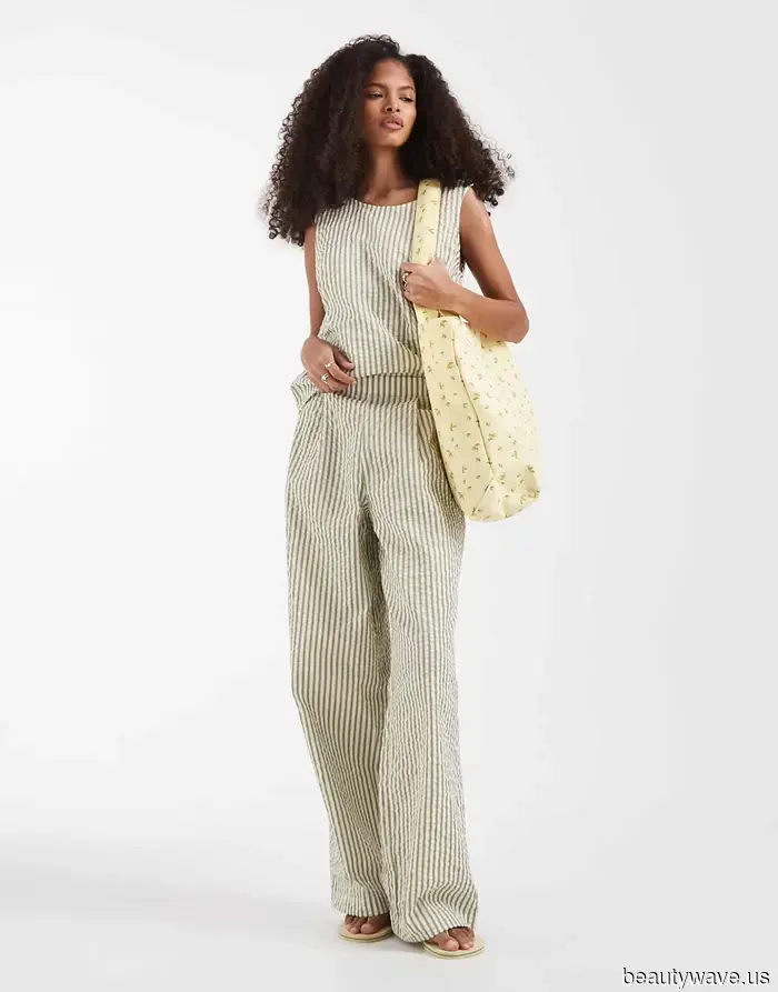 It’s officially too warm for jeans—here’s the classic trouser trend I’m pairing with blouses and…