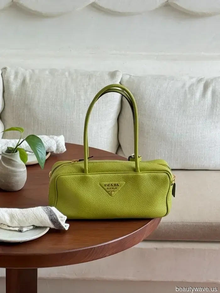 Auf Sunset gesichtet: Die Taschenfarbe, die Frauen in L.A. Schwarz, Braun und sogar Buttergelb vorziehen