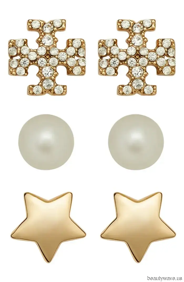 Все мои друзья с классным стилем делают этот тренд прокола ушей, который никогда не выйдет из моды.