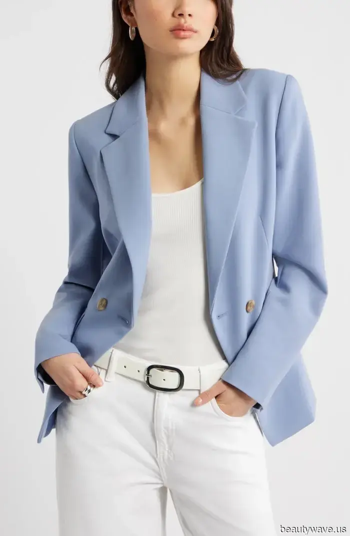 Meine 57-jährige Mutter umarmt ihr graues Haar&mdash;Laut Experten sind dies die eleganten Outfitfarben, die…