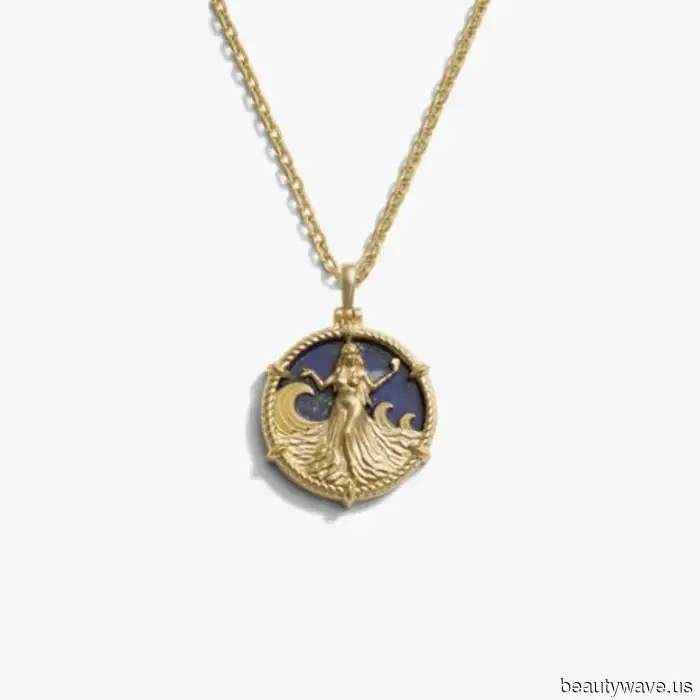 7 Modeleute teilen die schicksten Geschenke, die sie zu diesem Muttertag kaufen.