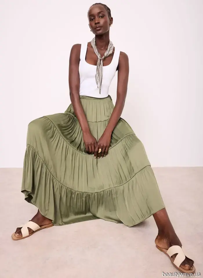 Skirt season has officially arrived—here are 9 chic high street styles that are sure to sell out quickly.
