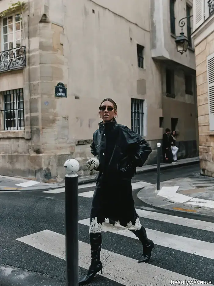 Fashion Experts Agree: This Winter Boot Style Pairs Well with Jeans, Skirts, and Leggings