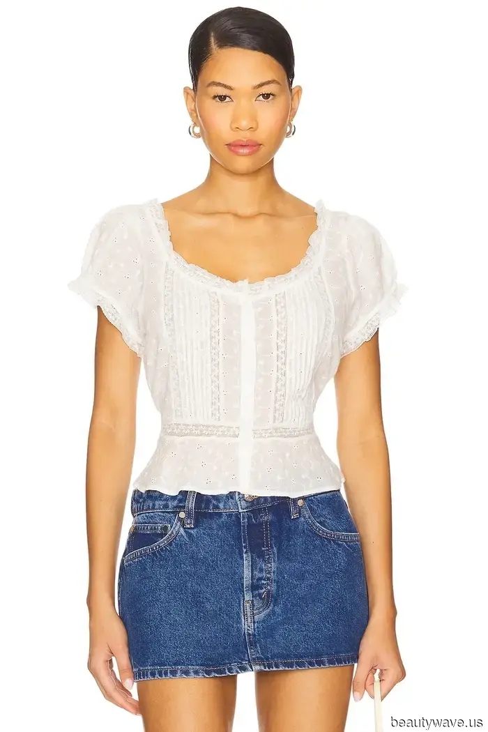 Los Mejores Tops Blancos para Usar Con Tus Jeans Esta Primavera, Punto