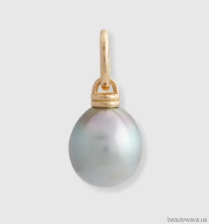 Store owner and writer Laurel Pantin shared with me her stylish holiday gift selections.