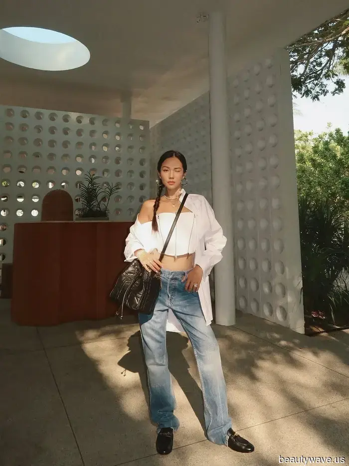 Not Ballet Flats, Not Sneakers—Everyone with Great Style is Currently Wearing These Shoes with Jeans.