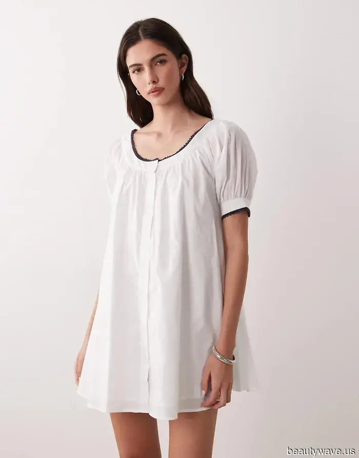 To Achieve an "Elegant French Woman" Look This Summer, Opt for This Dress Trend.