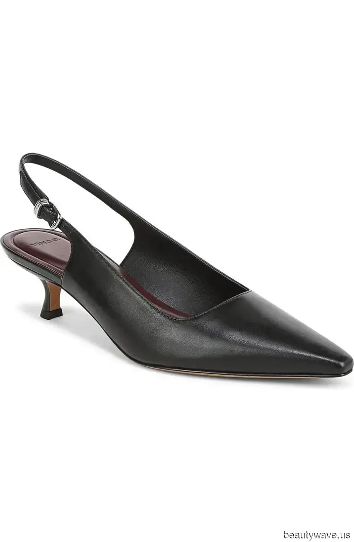 I also appreciate pointed-toe heels, but this French-girl footwear style appears more luxurious when paired with jeans.