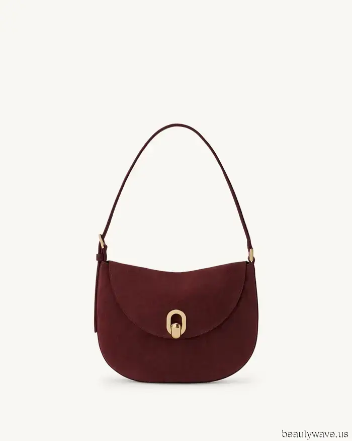 Not Black, Not Brown—7 Luxe Handbag Colors That Only Stylish Individuals Appreciate