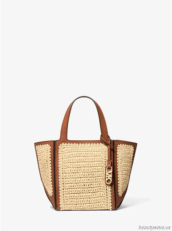 If I Were Traveling to Puglia, Majorca, or Maui, Here's What I'd Bring.