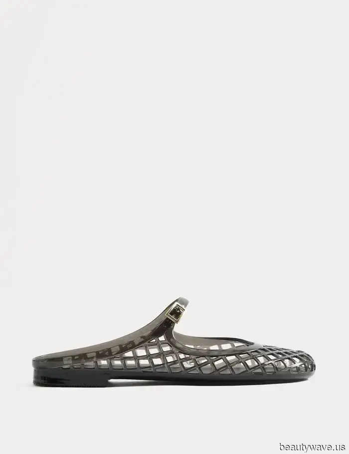 È solo maggio, ma M&S ha appena perfezionato ogni tendenza di scarpe estive chic&mdash;5 stili che si esauriranno per primi