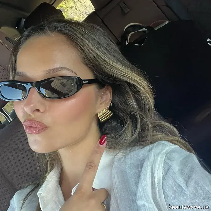 Все мои друзья с классным стилем делают этот тренд прокола ушей, который никогда не выйдет из моды.